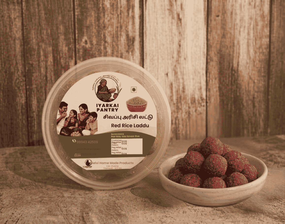 Red Rice Laddu (சிவப்பு அரிசி லட்டு)